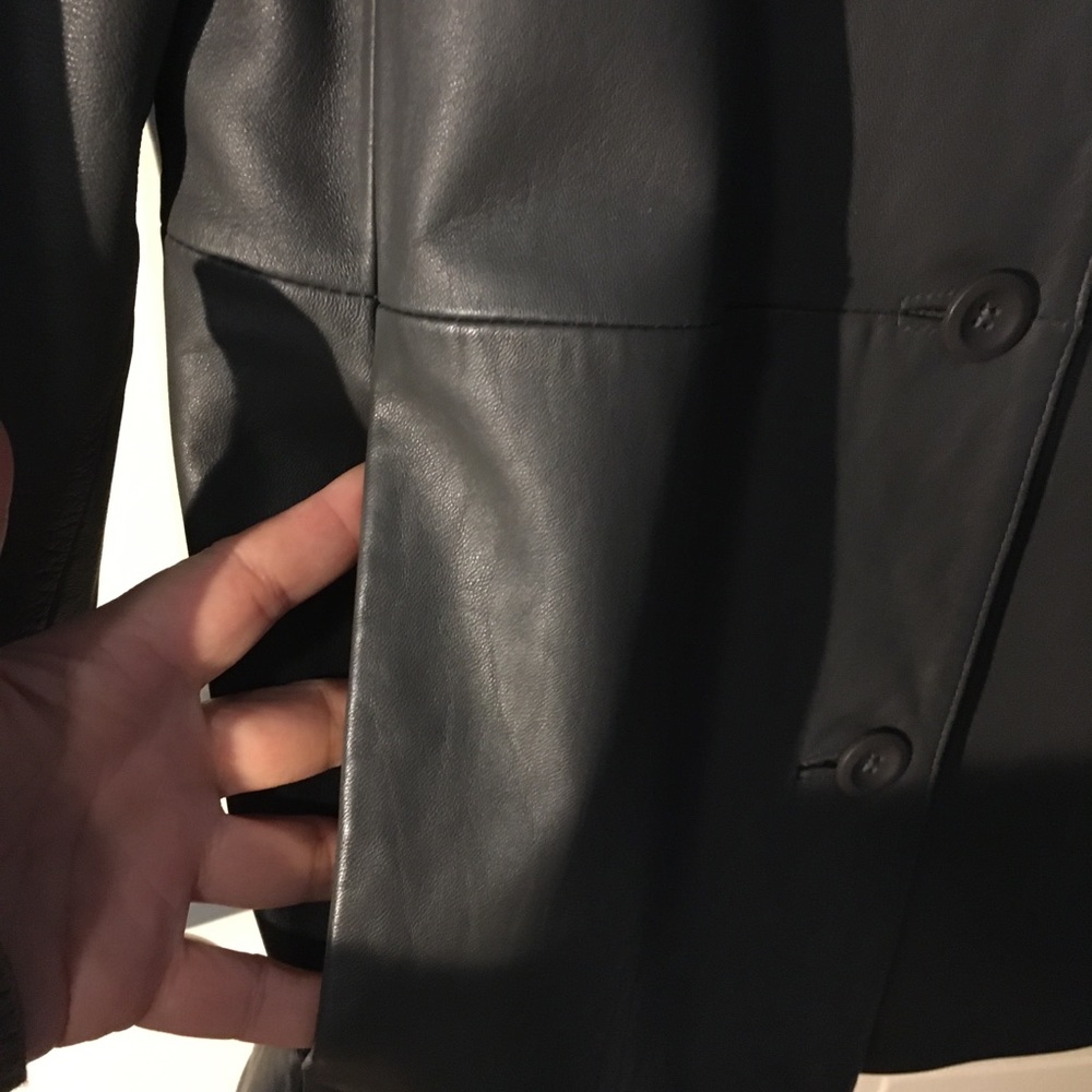 Leather jacket - Picture 3 of 5